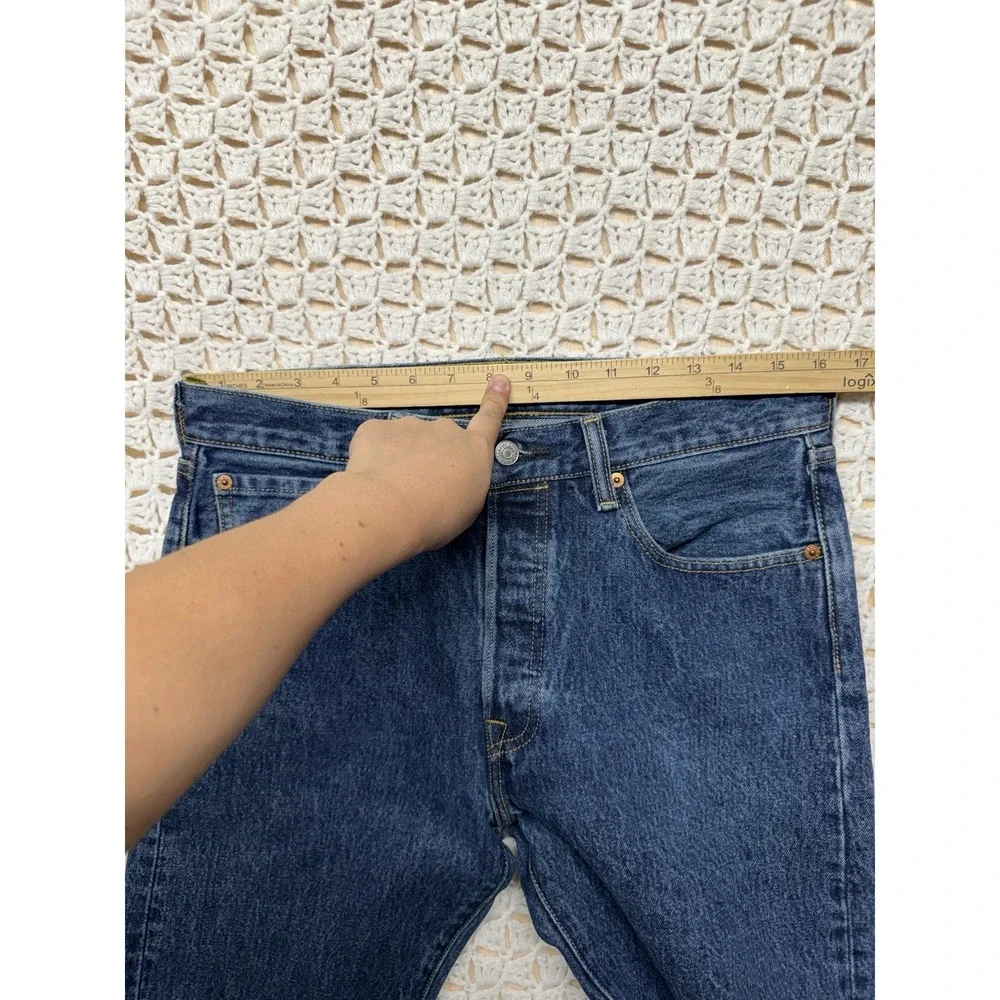 Levis 501 Mens Jeans Size 32x32 Blue Denim Button Fly Straight 100%Cotton